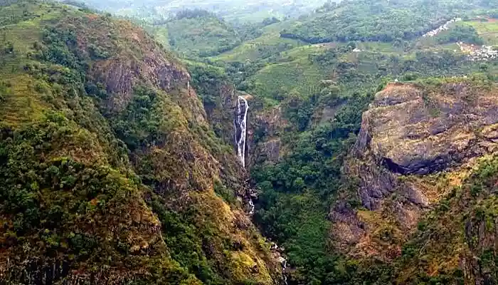 Catherine Falls – Double Cascading Delight Catherine Falls – Double Cascading Delight