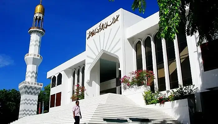 simple yet striking architecture